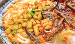 钦州董阿姨螺蛳粉爆料视频,揭秘地道螺蛳粉制作秘诀